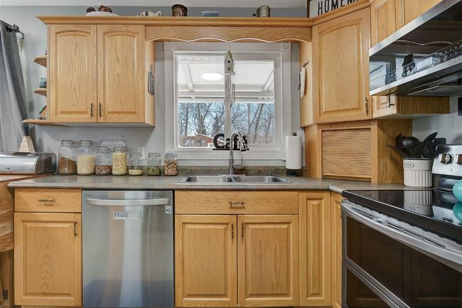 10936 108 Ave, House other with 4 bedrooms, 3 bathrooms and 10 parking in Fairview AB | Image 8