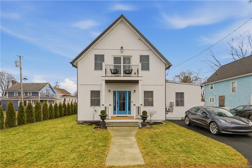 269 Bellman Ave, Warwick, RI, 02889-2834 | Card Image