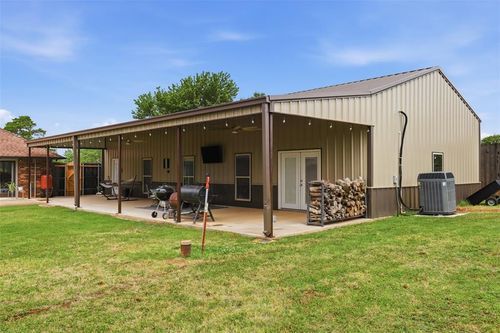 8424 Melanie Way, Edmond, OK, 73025 | Card Image