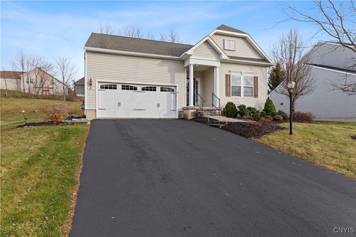 123 Shire Way, Camillus, NY, 13031 | Card Image