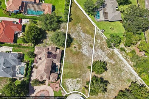 1033 Augustus Ln, MOUNT DORA, FL, 32757-6505 | Card Image