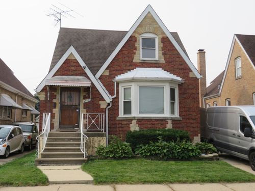 6957 W Fletcher St, Chicago, IL, 60634-4612 | Card Image