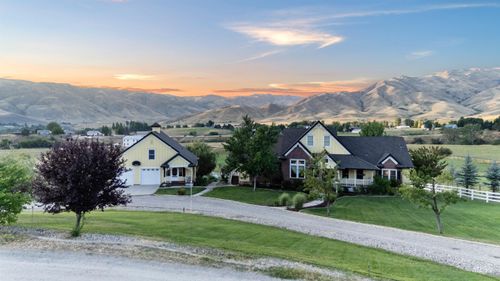 26 Maria Dr, Horseshoe Bend, ID, 83629-5102 | Card Image