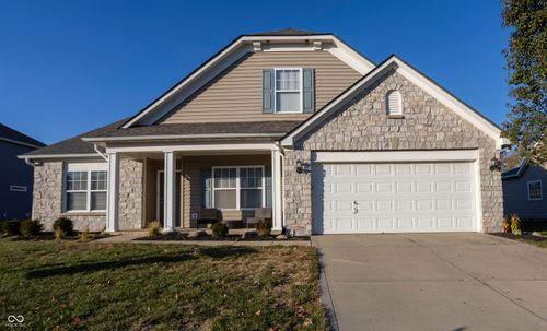 912 Burgess Hill Pass, Westfield, IN, 46074-5858 | Card Image