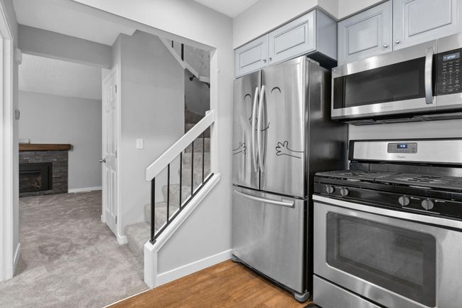 124 Avignon Ct, Townhouse with 3 bedrooms, 2 bathrooms and null parking in Woodbury MN | Image 6