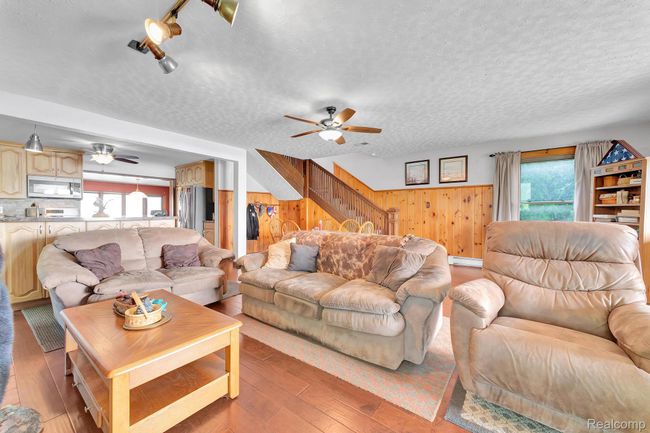 living 2.jpg | Image 11