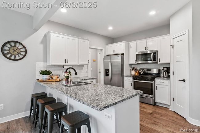 Kitchen | Image 17