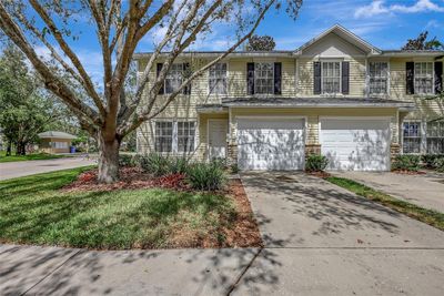 3002 Amber Oak Drive, Townhouse with 2 bedrooms, 1 bathrooms and null parking in Valrico FL | Image 1