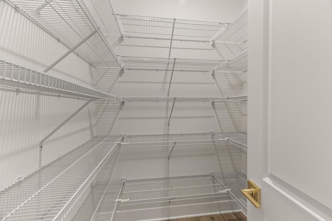 Pantry. | Image 12