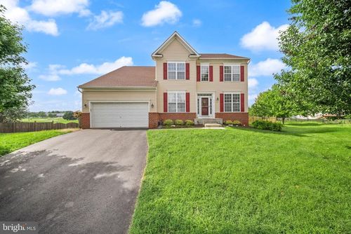 16 Litten Ct, Berryville, VA, 22611-1382 | Card Image