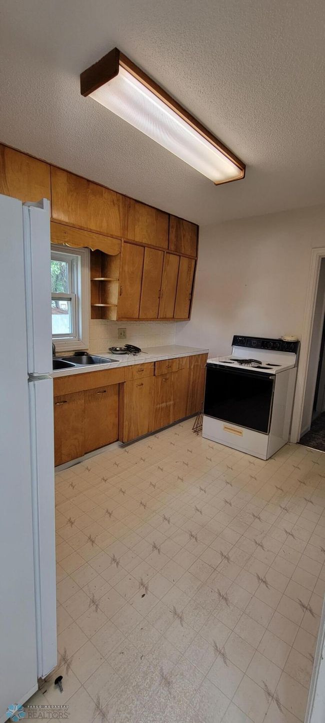 Kitchen 3 | Image 5