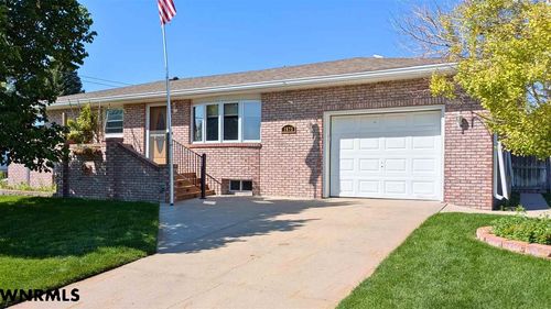 1875 Cedar St, Gering, NE, 69341-4032 | Card Image