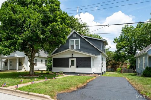 210 Springer Ave, Edwardsville, IL, 62025-1806 | Card Image
