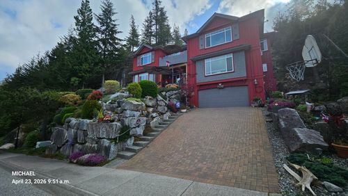 139 Furry Creek Dr, Furry Creek, BC, V0N | Card Image