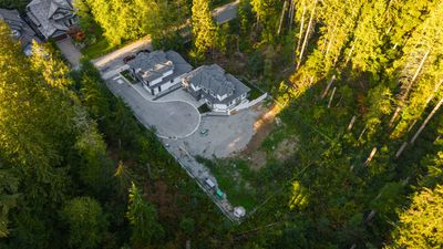 3529 Anne Macdonald Way, House other with 5 bedrooms, 3 bathrooms and 3 parking in North Vancouver BC | Image 3