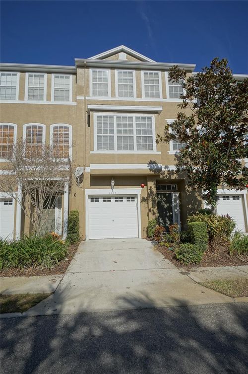 3035 Pointeview Dr, TAMPA, FL, 33611-5344 | Card Image