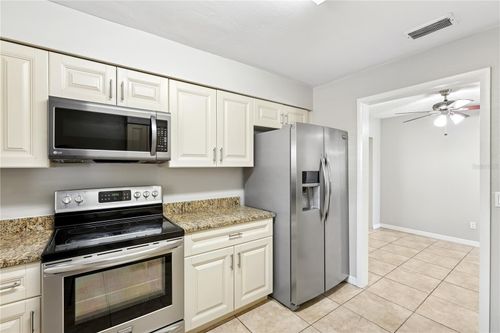 129 Magnolia Ave, SEFFNER, FL, 33584-5023 | Card Image