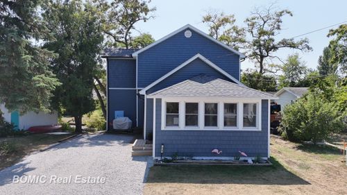 6751 West Street, Caseville, MI, 48725 | Card Image