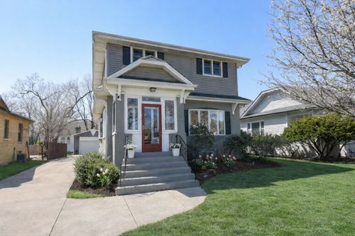 349 Blackhawk Rd, Riverside, IL, 60546-2344 | Card Image