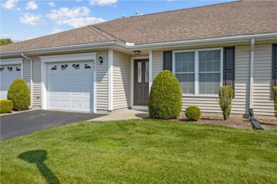 2703 Village Green Circle, Condo with 2 bedrooms, 2 bathrooms and 2 parking in Coventry RI | Image 3