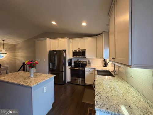 371 Freshfield Ln, ARNOLD, MD, 21012-2321 | Card Image