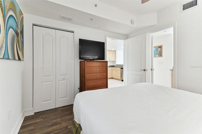 507 - 11605 Gulf Blvd, Condo with 2 bedrooms, 2 bathrooms and null parking in TREASURE ISLAND FL | Image 41