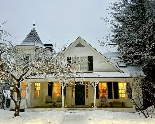 39 West St, Newfane, VT, 05345-8808 | Card Image