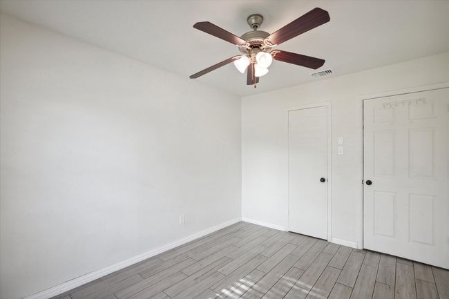 2100 Rockmoor Dr, House other with 3 bedrooms, 2 bathrooms and null parking in Edgecliff Village TX | Image 24