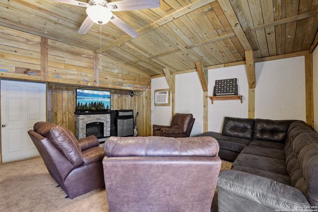 19229 Blume Dr, House other with 3 bedrooms, 2 bathrooms and null parking in Lytle TX | Image 14