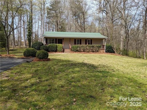 8505 Mount Holly Hntrsvlle Rd, Huntersville, NC, 28078-8474 | Card Image