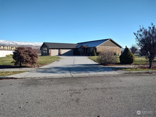 229 Sun Valley Drive, Wenatchee, WA, 98801 | Card Image