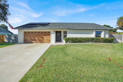 122 Parkwood Dr, Royal Palm Beach, FL, 33411-8258 | Card Image