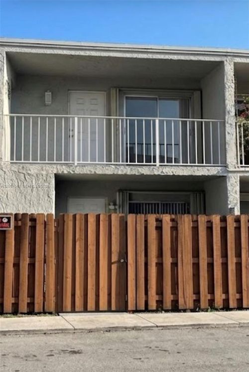 1011-15400 Sw 81st Circle Ln, Miami, FL, 33193-2601 | Card Image