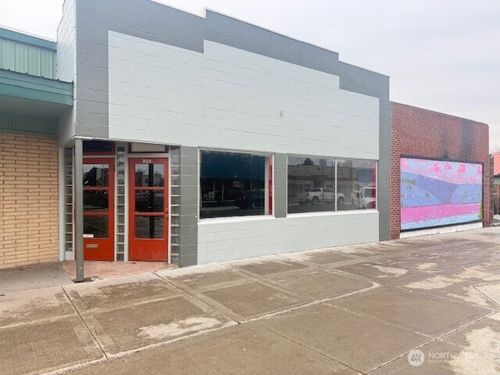 323 Main Ave E, Soap Lake, WA, 98851-9213 | Card Image