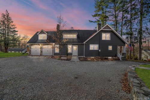 14 Mark Mead Rd, Cross River, NY, 10518-1100 | Card Image