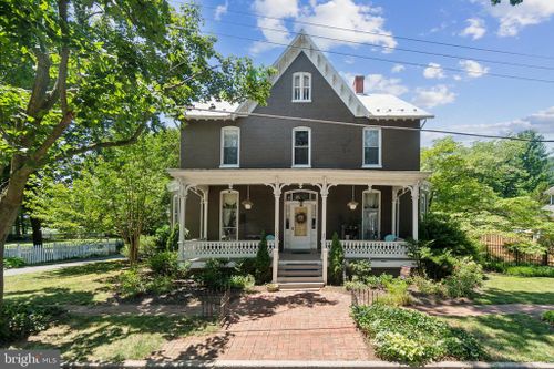 100 W Main St, BURKITTSVILLE, MD, 21718-9223 | Card Image