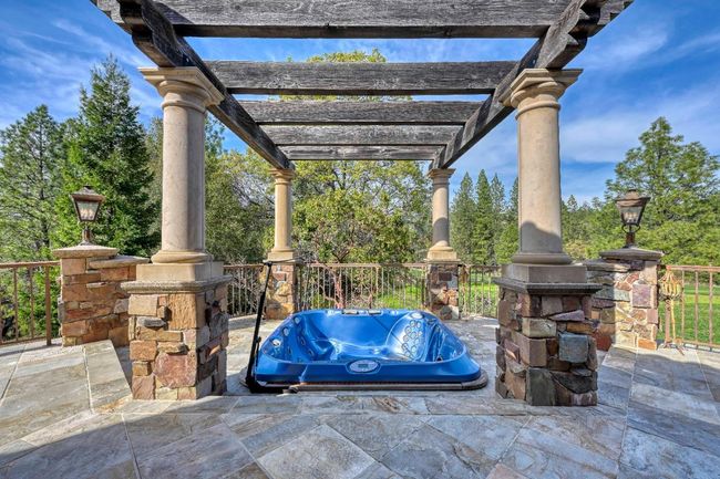 17107 Winchester Club Dr, House other with 4 bedrooms, 6 bathrooms and null parking in Meadow Vista CA | Image 59