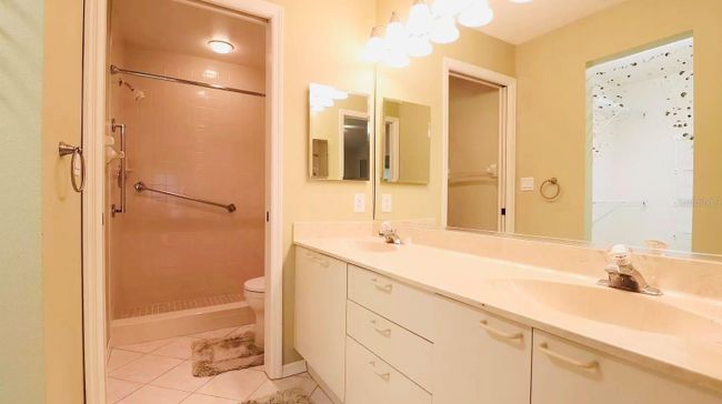 5511 - 5511 Ashton Way, Condo with 2 bedrooms, 2 bathrooms and null parking in SARASOTA FL | Image 10