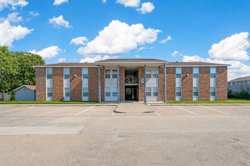 104-319 Se 3rd Street, Grand Prairie, TX, 75051 | Card Image