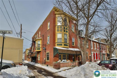1037 W Turner St, Allentown, PA, 18102-4297 | Card Image