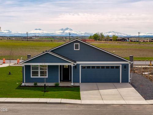 201 Se Peppermint Loop, Culver, OR, 97734 | Card Image