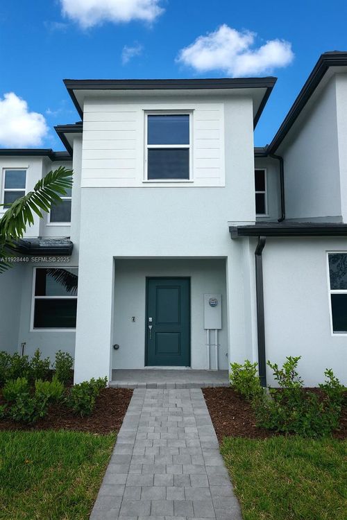 35687 Sw 178th Pl, Homestead, FL, 33034-5695 | Card Image