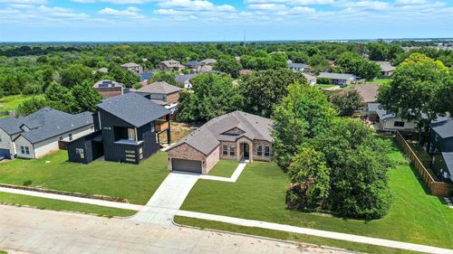 716 Oak Creek Dr, Hutchins, TX, 75141-4130 | Card Image