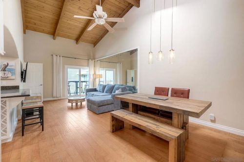 apt-10-940 Sealane Dr, Encinitas, CA, 92024-5038 | Card Image