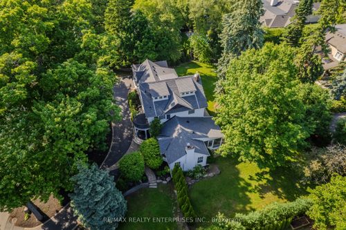 317 Gloucester Ave, Oakville, ON, L6J3W8 | Card Image