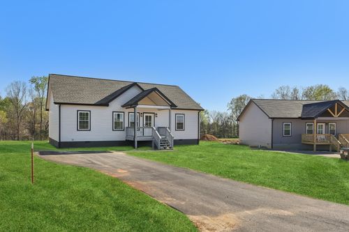 132 Amons Ln, Lafayette, TN, 37083-3670 | Card Image