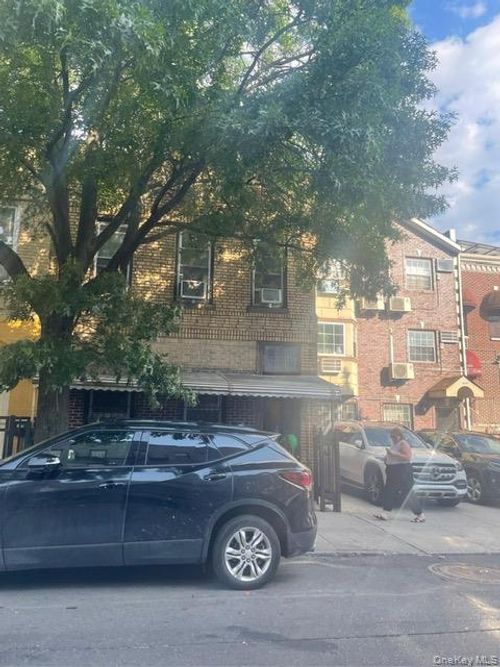 1490 Gates Avenue, New York, NY, 11237 | Card Image
