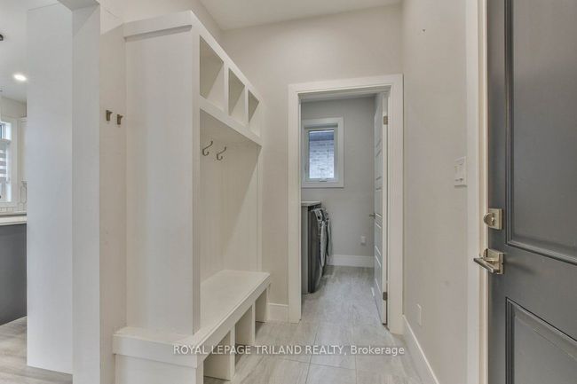 51 Elliot St, House other with 6 bedrooms, 3 bathrooms and 2 parking in Strathroy ON | Image 20