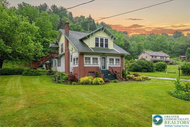Beautiful Lawn | Image 54