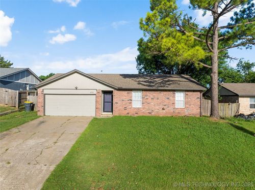 14932 Yukon Ave, Glenpool, OK, 74033-4337 | Card Image